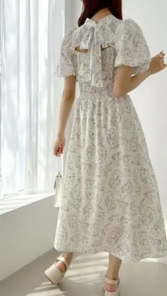 バックリボンワンピース