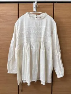 サマンサモスモスsm2フリルブラウス オフホワイト