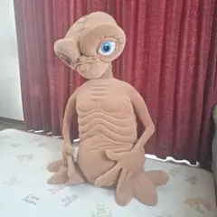 E.T. 42“ トイザらス限定 特大 ぬいぐるみ - メルカリ