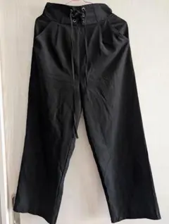 ハイウエストパンツ