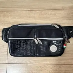 D.KELLY ボディバッグ ブラック クロコ型押し