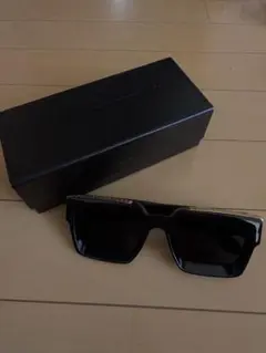 Louis Vuitton サングラス ミリオネア　ブラックのサムネイル