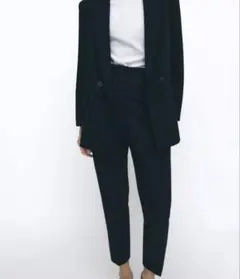 《ZARA》 ハイウエストパンツ ブラック