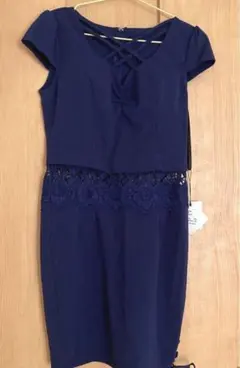 新品　タグ付き　JEWELS  ドレス　ネイビー　Mサイズ　ミニドレス