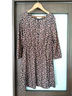 NATURAL BEAUTY BASIC 花柄 七分袖ワンピースのサムネイル