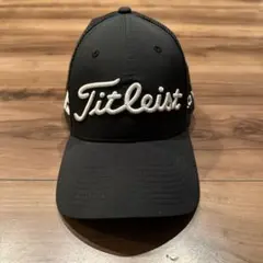 Item thumbnail for item 8b56971e-9688-48cd-8a7d-53a900c1bf91