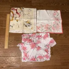 valentino garavani 花柄 タオル ハンカチ セットのサムネイル