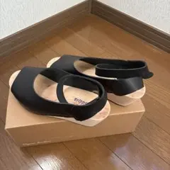 北欧暮らしの道具店トリッペン　サンダル37のサムネイル