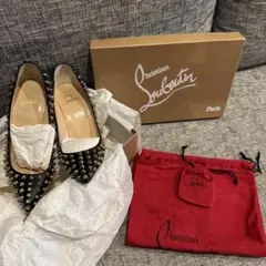 Christian Louboutin スタッズ付きハイヒール　35