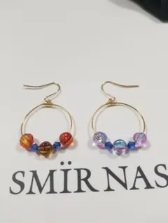 チェコビーズとクリスタルのフープピアス