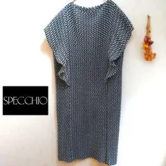 【値下げ】SPECCHIO シャトルプリーツ フリルスリーブ ワンピースのサムネイル