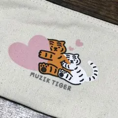 MUZIK TIGER ムジークタイガー ポーチ ハート ピンクのサムネイル