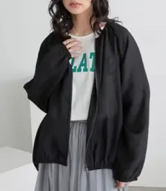 レディースシアーブルゾンのサムネイル