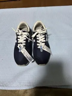 new balance 420Mネイビー スニーカー