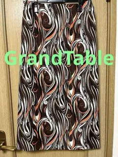 GrandTable グランターブル タイトスカートのサムネイル