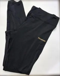 Reebok ブラック　タイツ