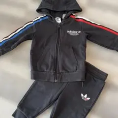 adidas 80サイズ フード付きトレーナー