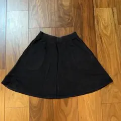UNIQLO 黒 フレアスカート 140サイズ