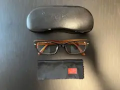 Ray-Ban