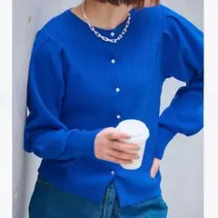 ビザビ◆WEB限定 パールスナップボリュームスリーブクルーネックカーディガン 青