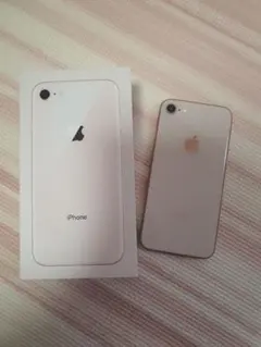 iPhone 8 ゴールド 64 GB SIMフリー 箱&全面保護フィルム付き！