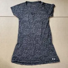 Under Armour グレー Vネック スポーツウェア