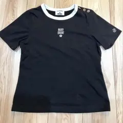 リリーブラウンMARY QUANT ボタン付き黒半袖Tシャツのサムネイル