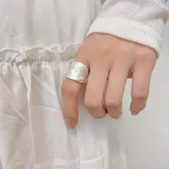 925シルバー エレガントでミニマルな調整可能なリング ■4102