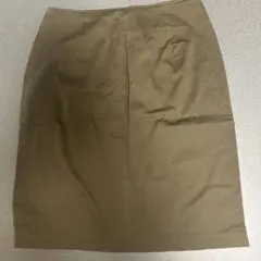 レディース　タイトスカート　Mサイズ　カーキ