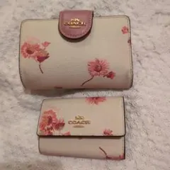 COACH 花柄 二つ折り財布とキーケースセット