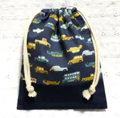 ハンドメイド、車いっぱい柄の給食袋、巾着袋、コップ入れ、紺色