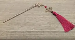 扇子モチーフの金属製かんざし
