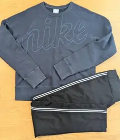 Nike スウェットシャツとおまけのパンツセット M