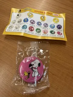 くら寿司×PEANUTS ビッくらポン 缶バッジのサムネイル