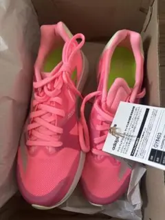 adidas ADIZERO ランニングシューズ ピンク