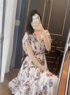 her lip to Full Of Love long Dress