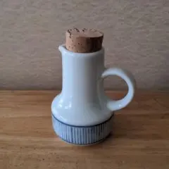 【未使用】白と青のストライプ 陶器 醤油さし