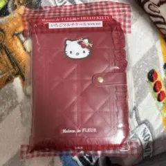 Maison de FLEUR HELLO KITTY いちごマルチケース