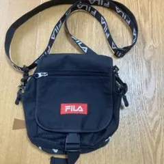 FILA ブラック ショルダーバッグ