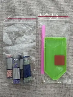 セリア ビーズアートシール パーツ残り ペン ジェルシート トレイ
