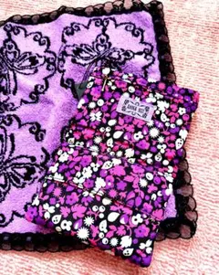 ANNA SUI 蝶模様タオルハンカチ ポーチ付き
