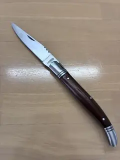 Item thumbnail for item 8288e635-5352-4367-be65-670890298f26