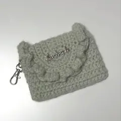 ハンドメイド 編み物 毛糸 かぎ編み ポーチ 入れ物 キーホルダー フリル