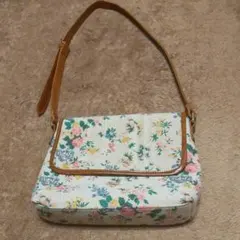 ショルダーバッグ