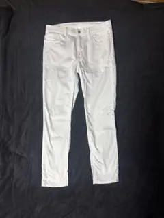 UNIQLO ウルトラストレッチカラージーンズ