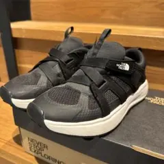 THE NORTH FACE スニーカーのサムネイル