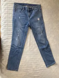 GU スキニーデニム ライトブルー ダメージ加工