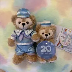 カラフルハピネス　ダッフィー20周年記念 ぬいぐるみバッジチャーム　新品