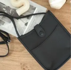 スクエア型ミニショルダーバッグ