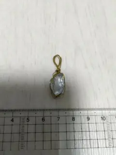 アンダラクリスタル　ペンダントトップ